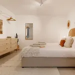 Amara - Luxury * Santa Barbara