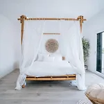 Amara - Luxury