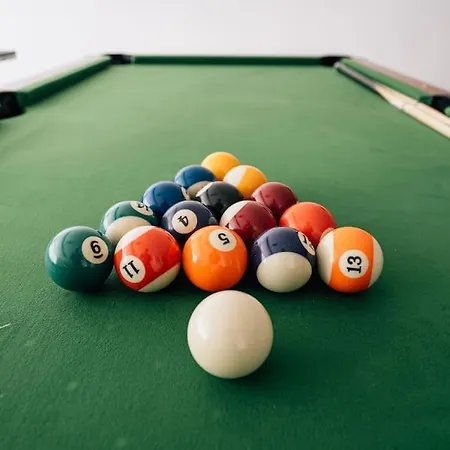 Villa Amara - Luxury Santa Barbara (Lisbon)