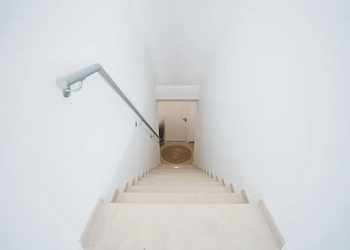 Amara - Luxury * Santa Barbara (Lisbon)