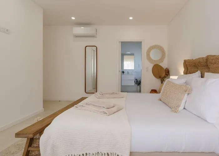 Villa Amara - Luxury Santa Barbara (Lisbon)